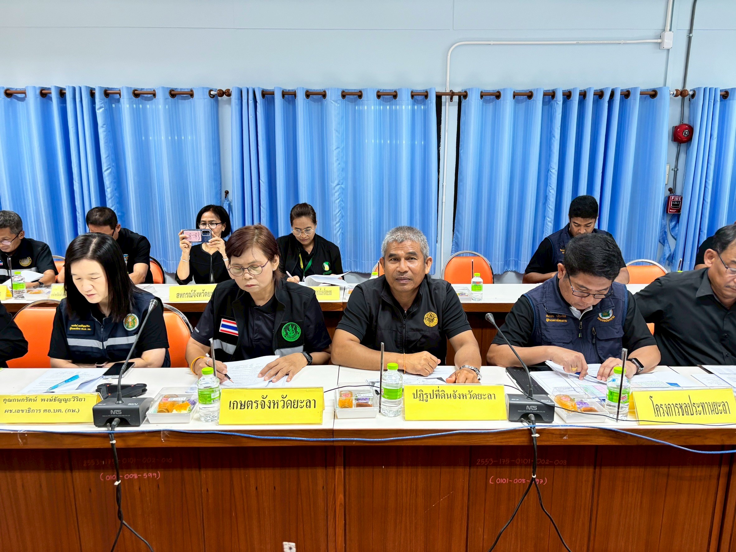 title - ผู้ตรวจราชการ ส.ป.ก. ร่วมประชุมตรวจติดตามความก้าวหน้าผลการดำเนินงานตามแผนการตรวจราชการ ของผู้ตรวจราชการกระทรวงเกษตรและสหกรณ์ ประจำปีงบประมาณ พ.ศ. 2569 รอบที่ 1 เขตตรวจราชการที่ 7 จังหวัดยะลา